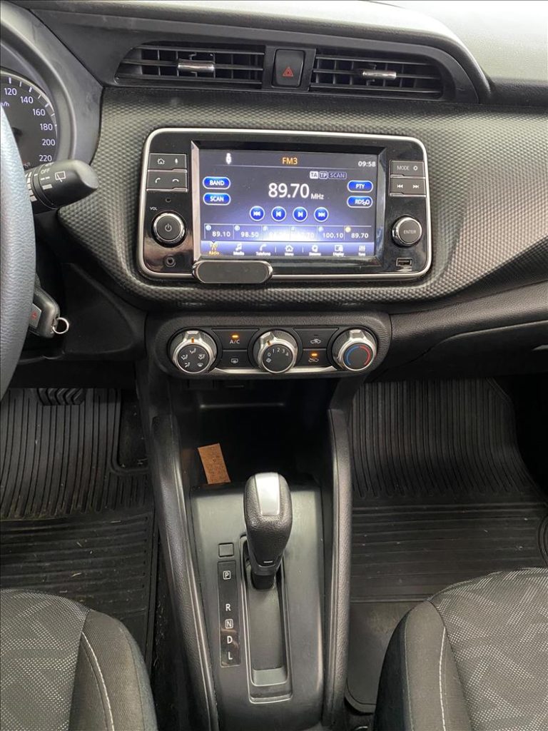 NISSAN KICKS 2024