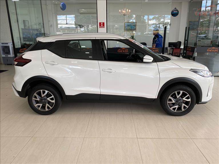 NISSAN KICKS 2024