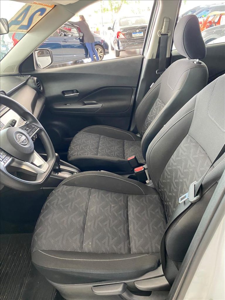 NISSAN KICKS 2024