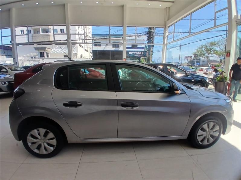 PEUGEOT 208 2023