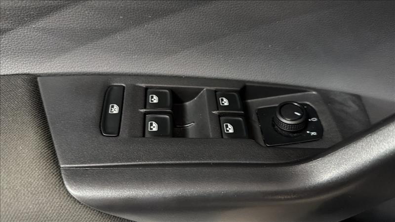 VOLKSWAGEN POLO 2024