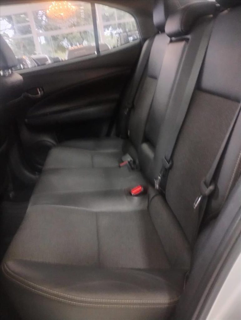 TOYOTA YARIS 2023