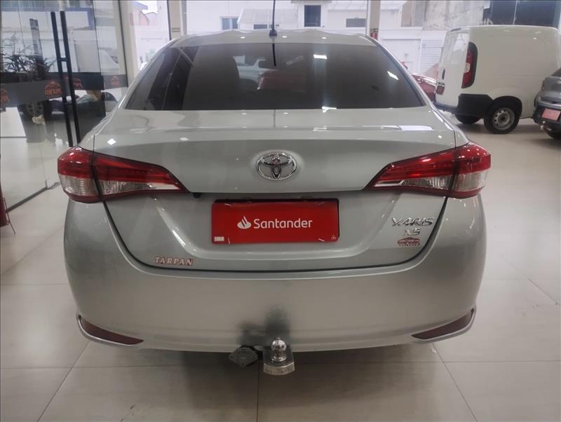 TOYOTA YARIS 2023