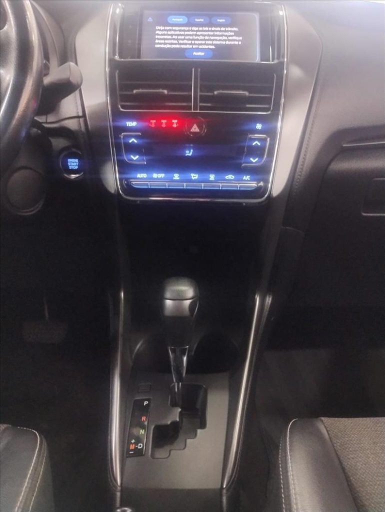 TOYOTA YARIS 2023