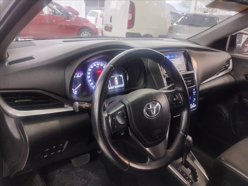 TOYOTA YARIS 2023
