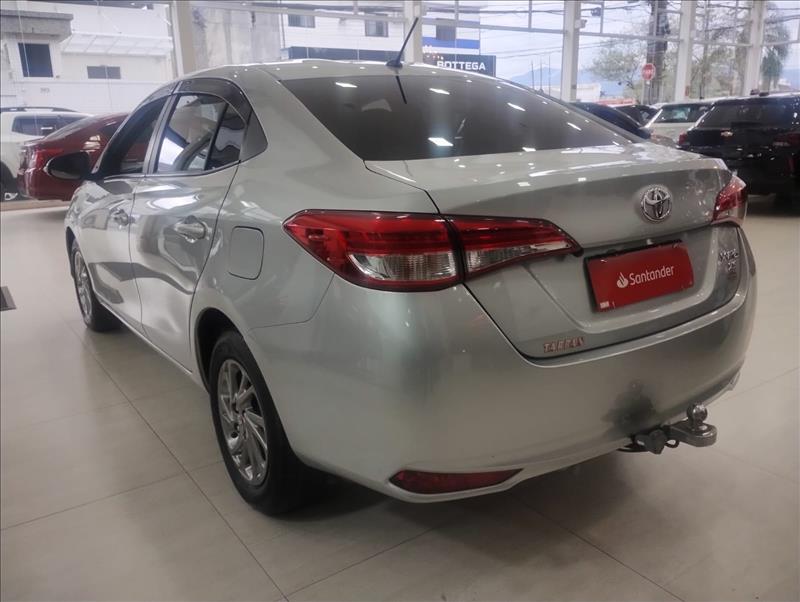 TOYOTA YARIS 2023