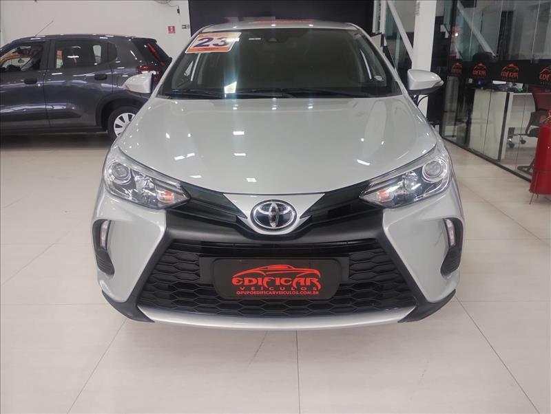 TOYOTA YARIS 2023