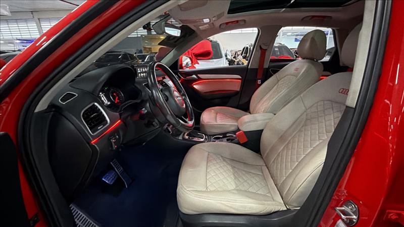 AUDI Q3 2016