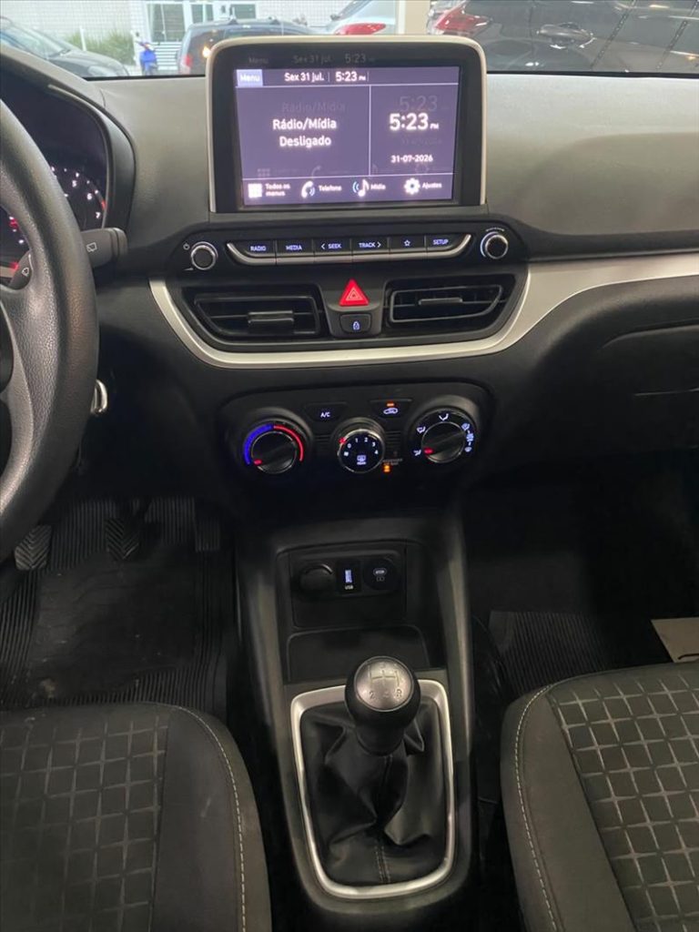 HYUNDAI HB20 2025