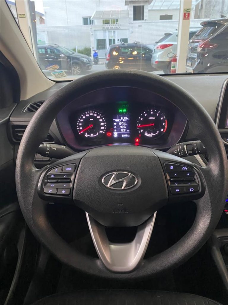 HYUNDAI HB20 2025