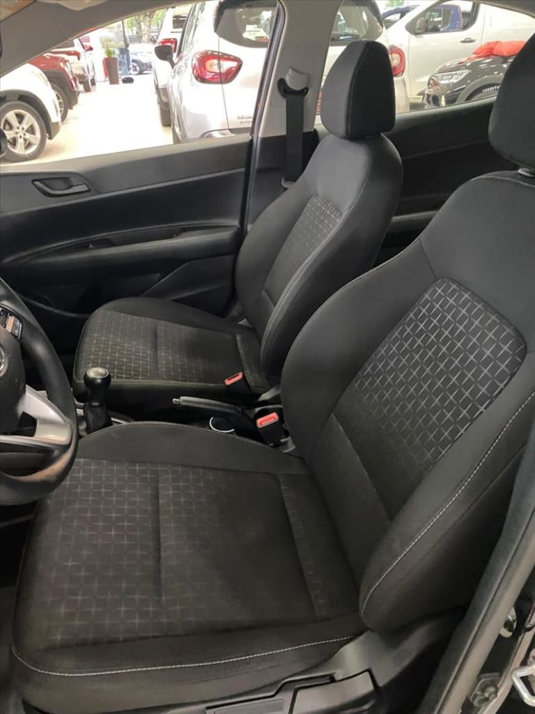 HYUNDAI HB20 2025