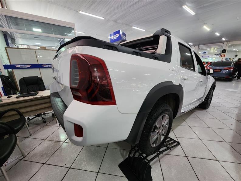 RENAULT DUSTER OROCH 2017