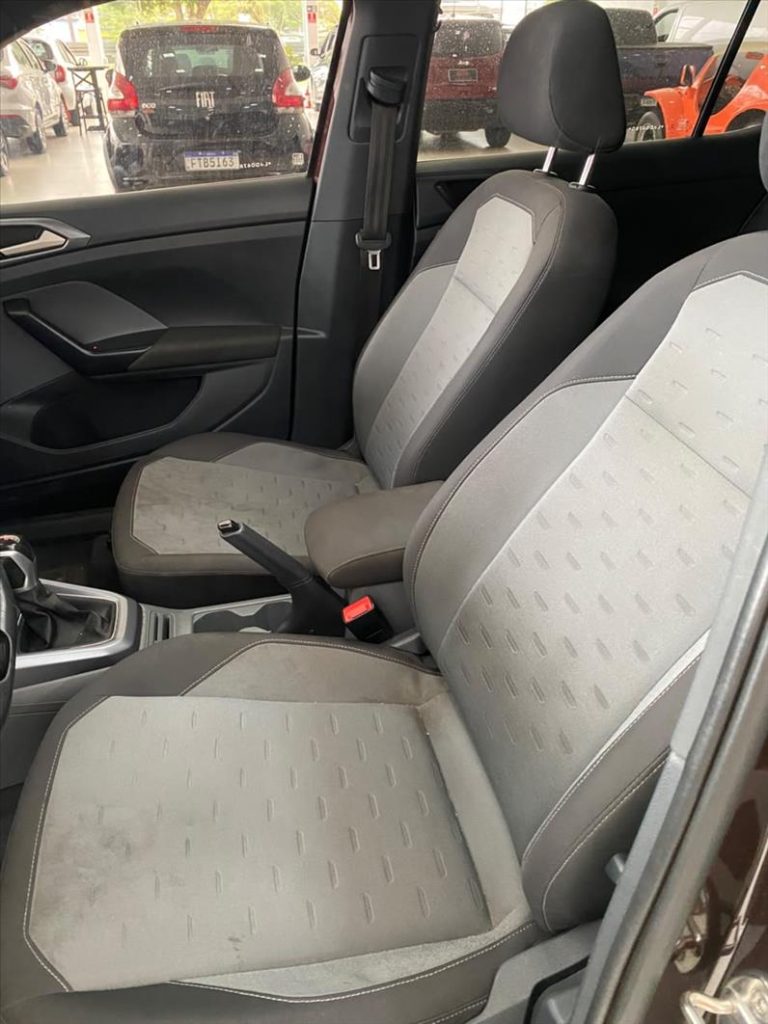 VOLKSWAGEN T-CROSS 2020
