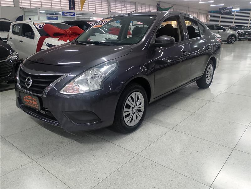 NISSAN VERSA 2020