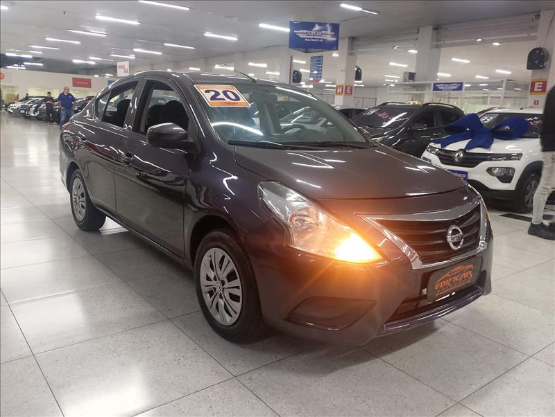 NISSAN VERSA 2020