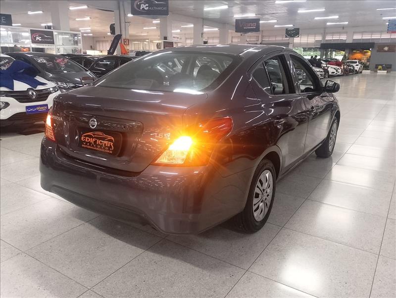 NISSAN VERSA 2020