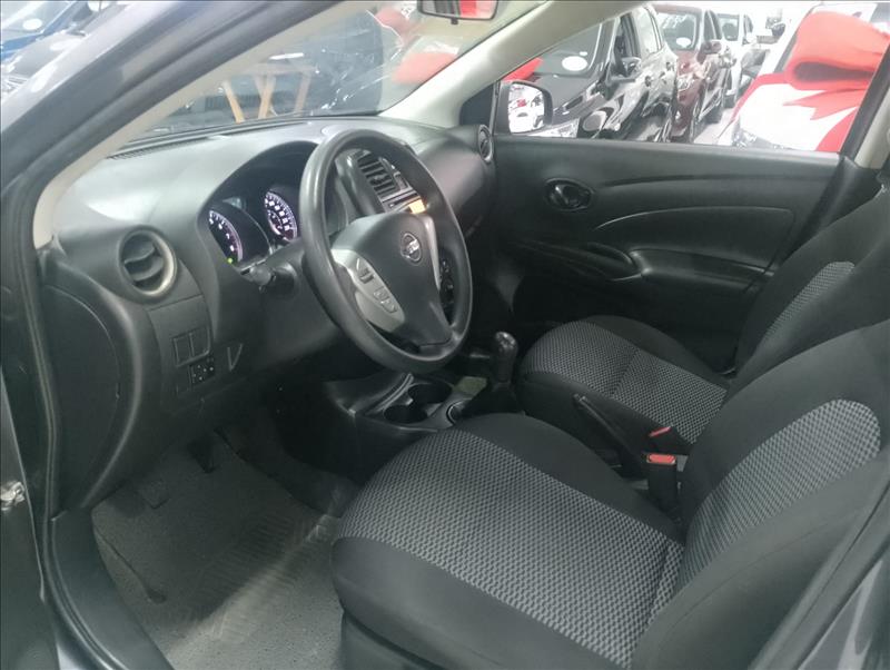 NISSAN VERSA 2020
