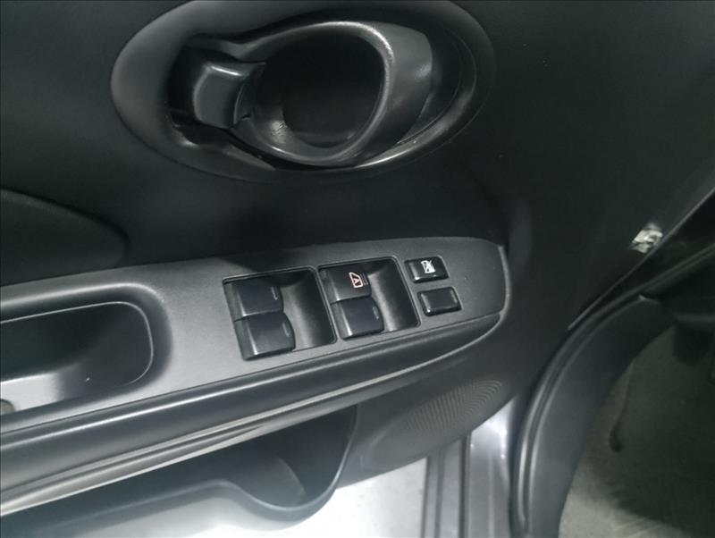 NISSAN VERSA 2020