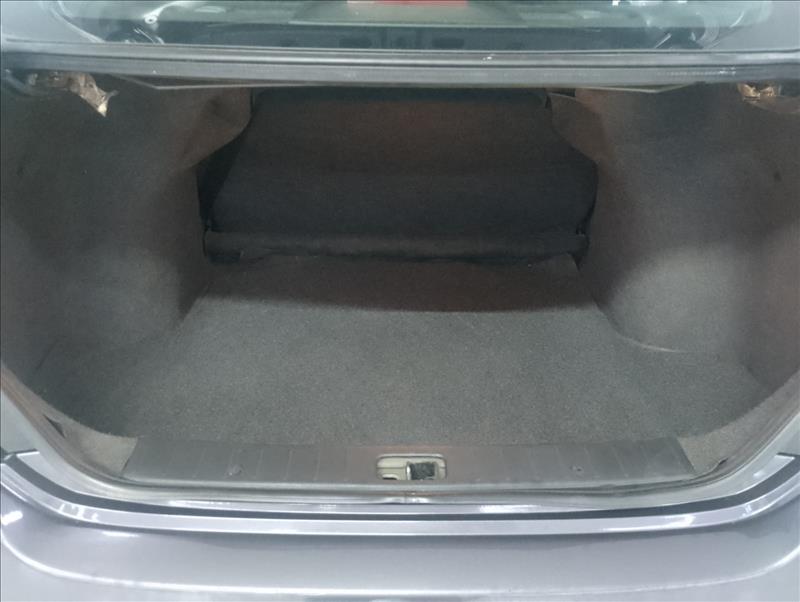 NISSAN VERSA 2020