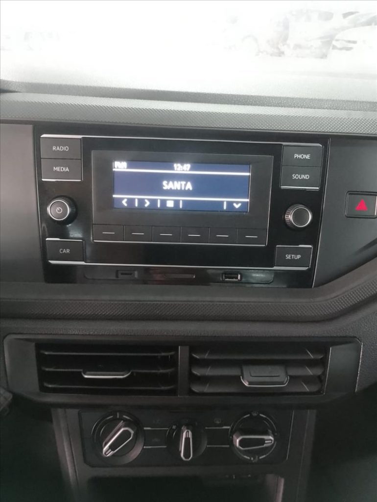 VOLKSWAGEN POLO 2024