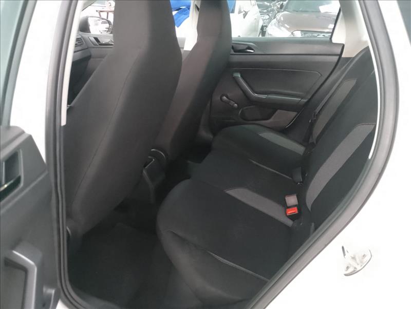 VOLKSWAGEN POLO 2024