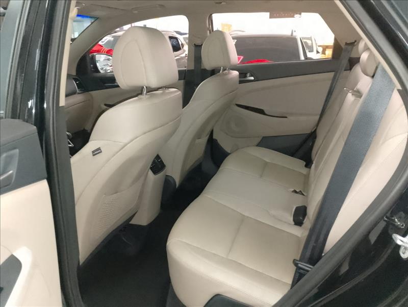 HYUNDAI TUCSON 2021