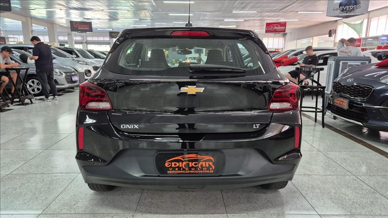 CHEVROLET ONIX 2025