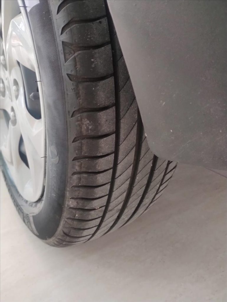 HYUNDAI HB20 2026