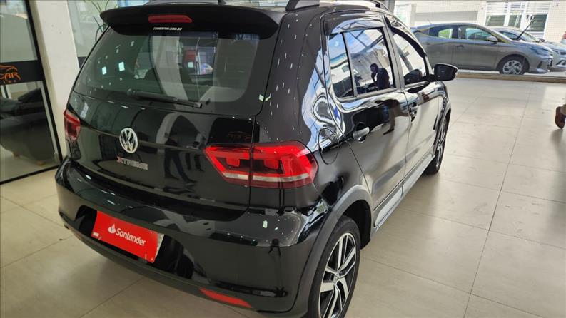 VOLKSWAGEN FOX 2018