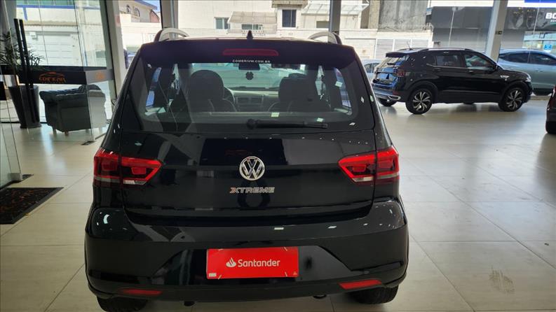 VOLKSWAGEN FOX 2018